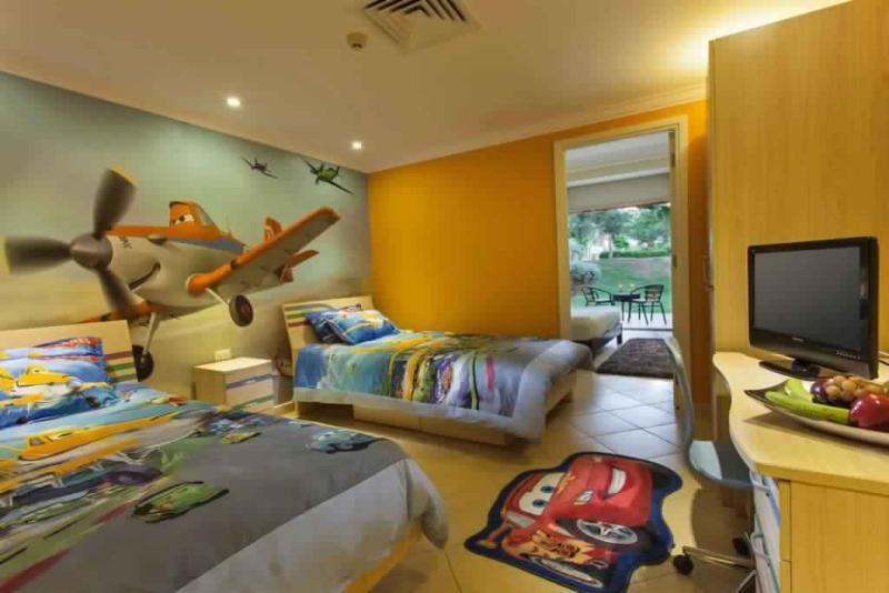 Xperience Kiroseiz Parkland Hotel ชาร์มเอลชีค ภายนอก รูปภาพ A themed room at the Disney Hotel